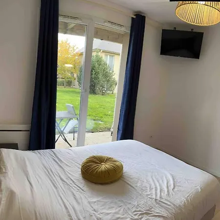 Studio Cosy Ac Piscine Proche De Honfleur - 10 Min Equemauville Exterior photo